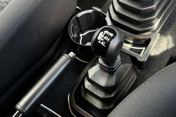 2023 Suzuki Jimny GLX GJ