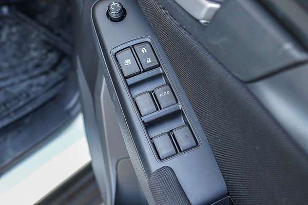 2025 Isuzu MU-X LS-M