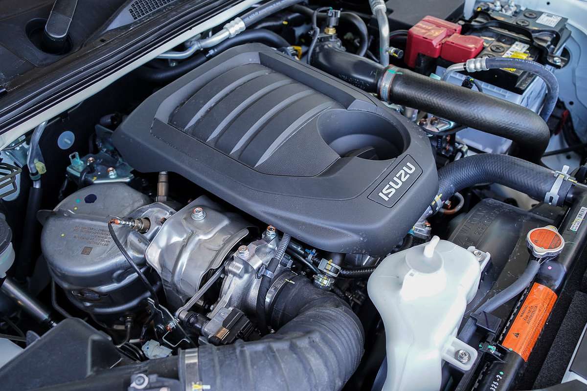 2025 Isuzu MU-X LS-M