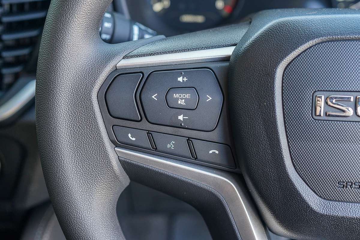 2025 Isuzu MU-X LS-M