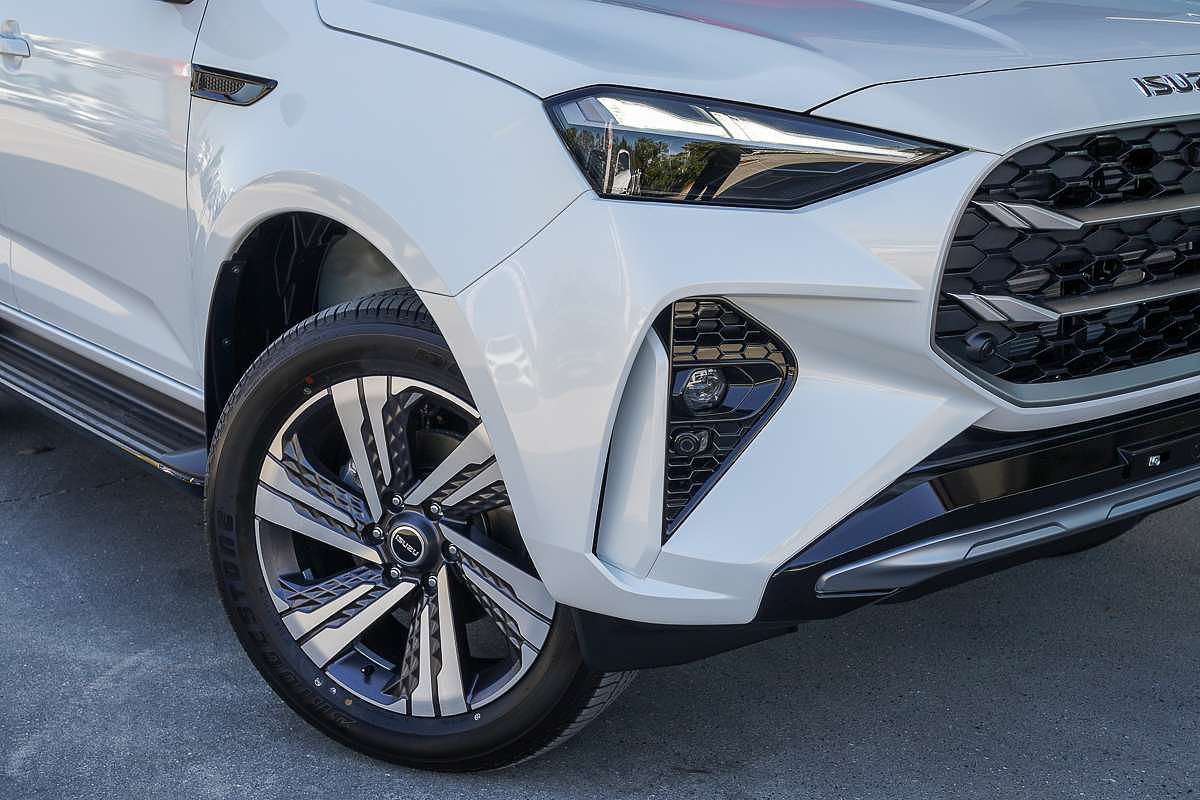 2025 Isuzu MU-X LS-T