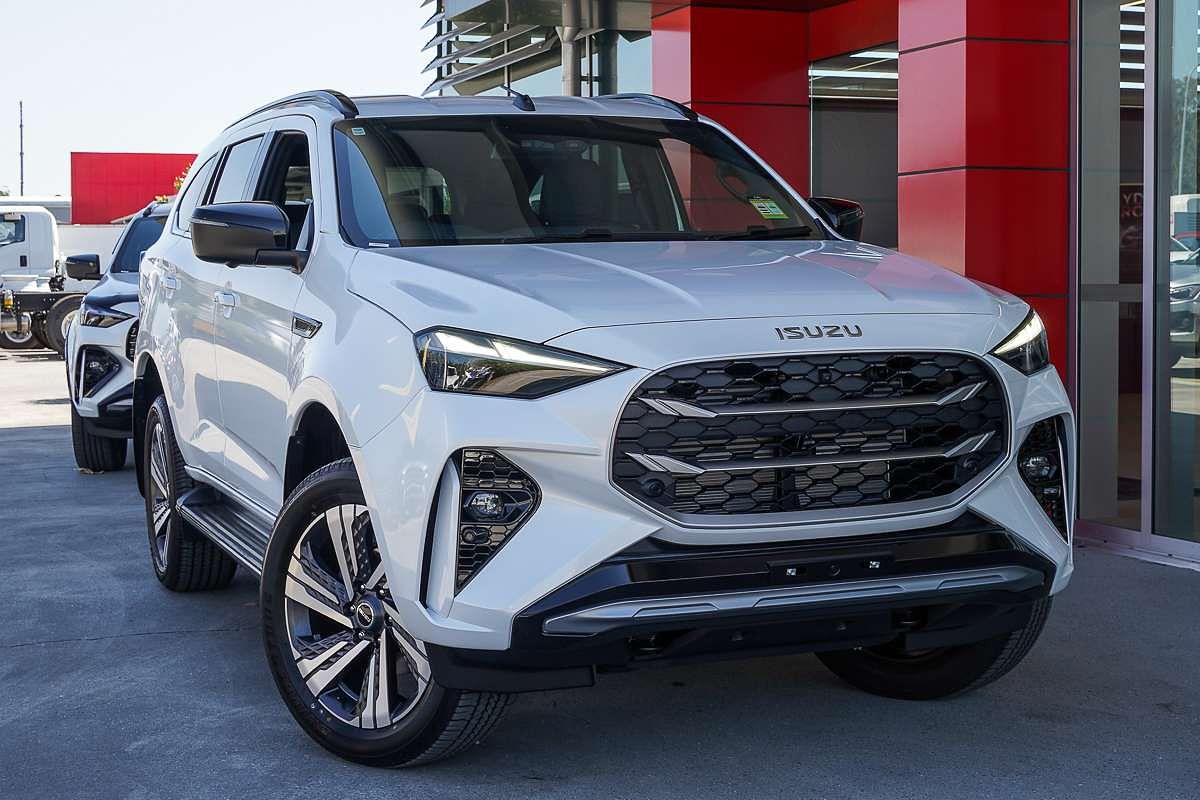 2025 Isuzu MU-X LS-T