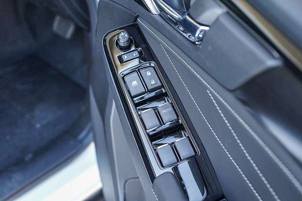 2025 Isuzu MU-X LS-T