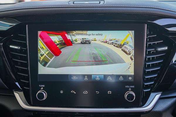 2025 Isuzu MU-X LS-T