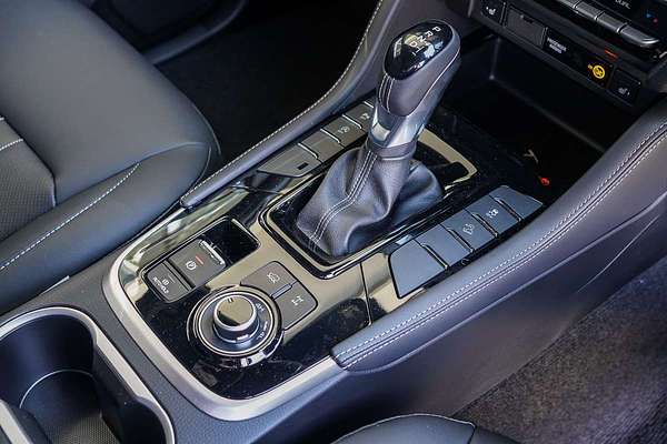 2025 Isuzu MU-X LS-T