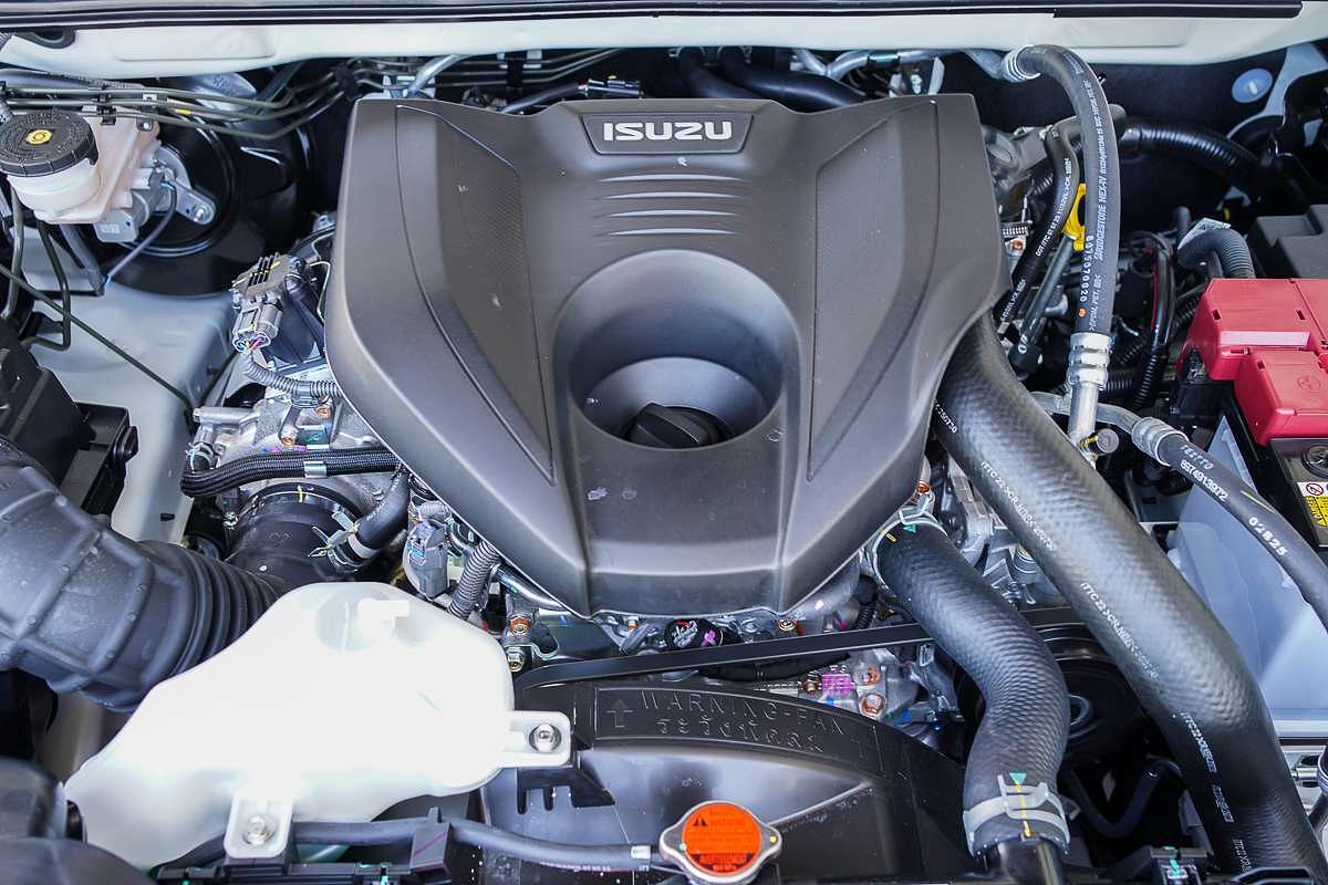 2025 Isuzu MU-X LS-T