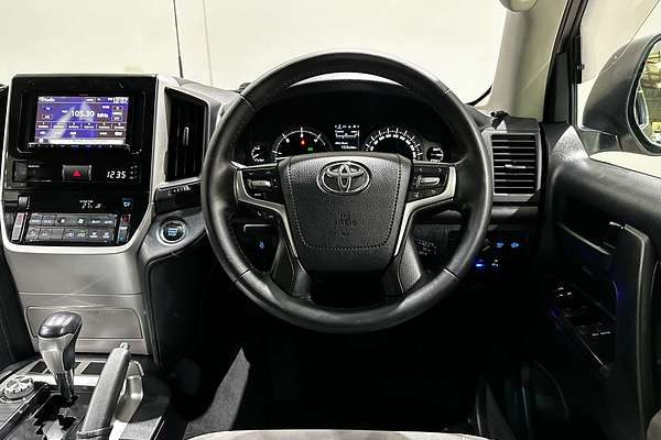 2020 Toyota Landcruiser GXL VDJ200R