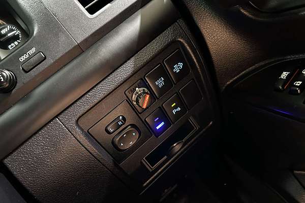 2020 Toyota Landcruiser GXL VDJ200R
