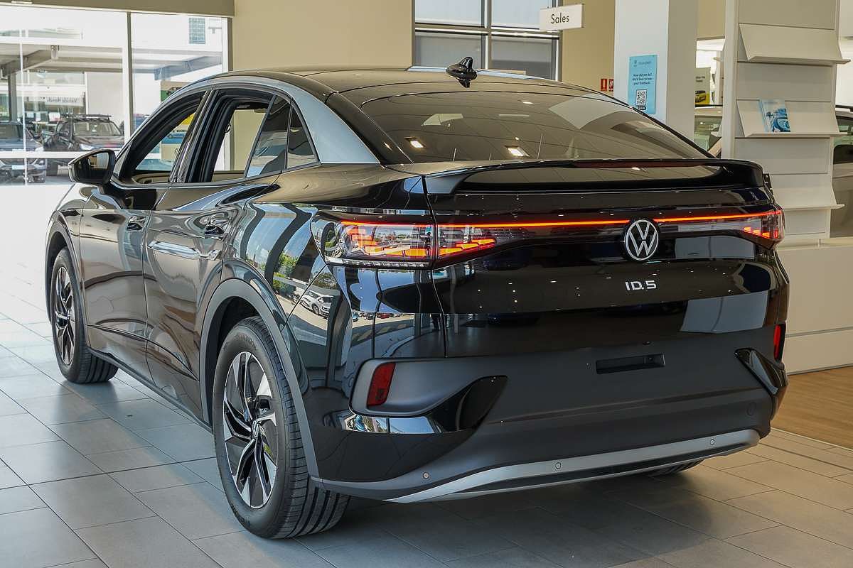 2025 Volkswagen ID.5 Pro E2