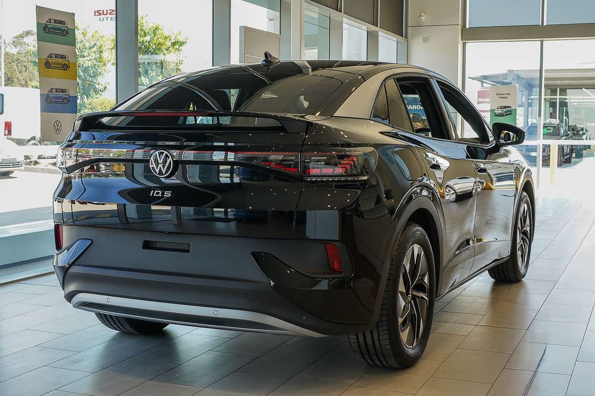 2025 Volkswagen ID.5 Pro E2