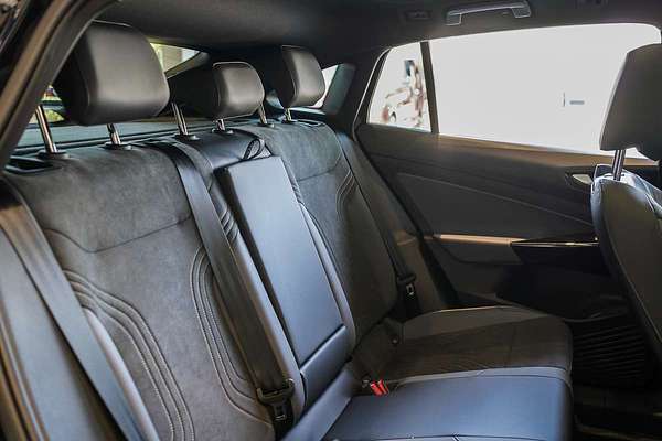 2025 Volkswagen ID.5 Pro E2