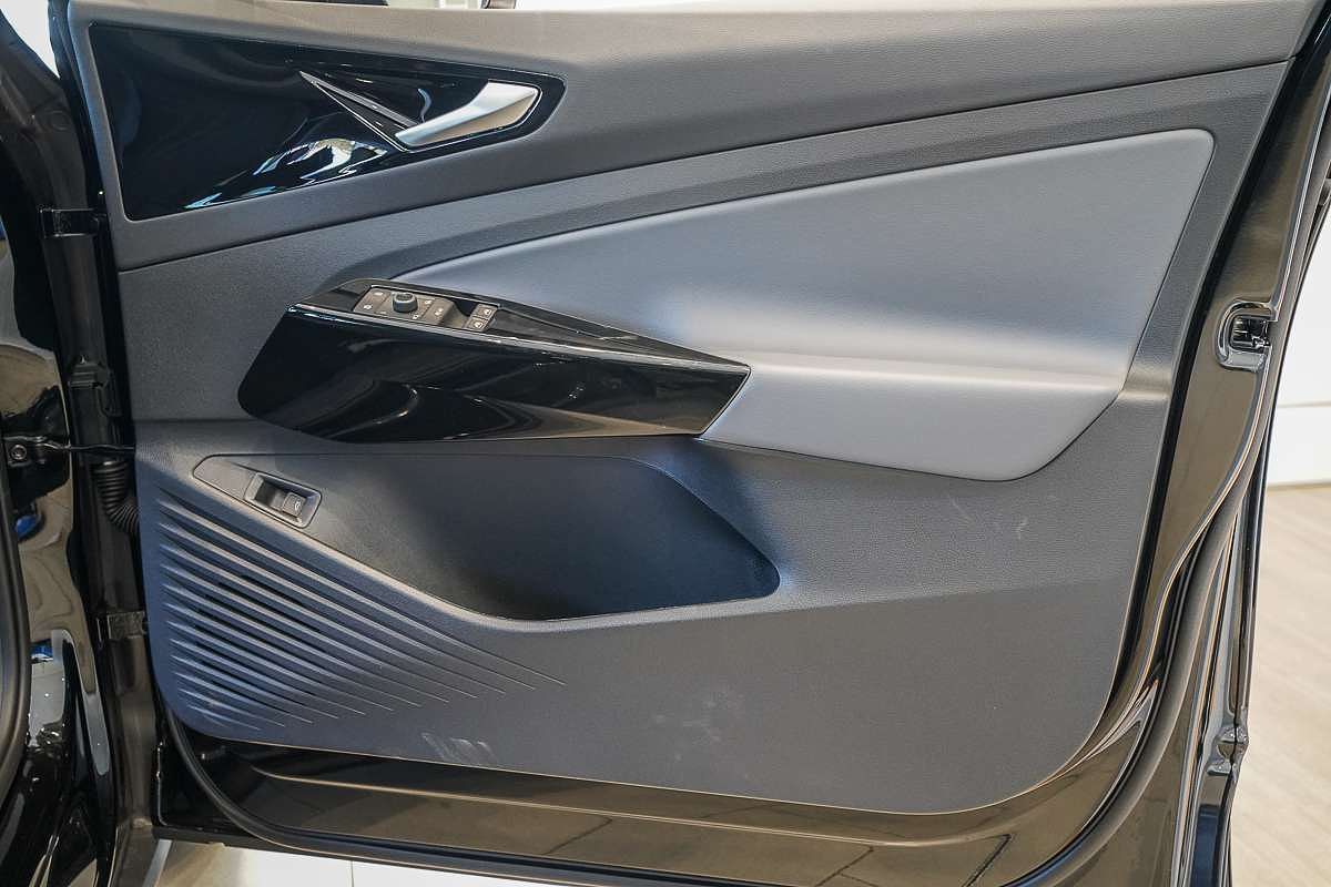 2025 Volkswagen ID.5 Pro E2