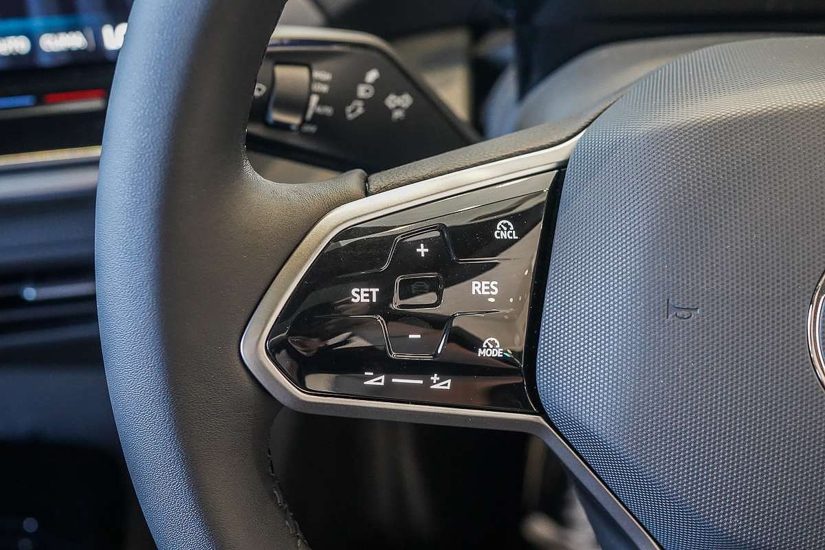 2025 Volkswagen ID.5 Pro E2