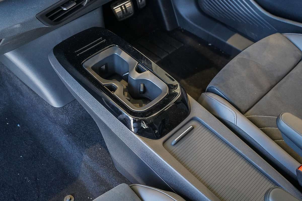 2025 Volkswagen ID.5 Pro E2