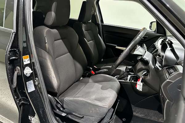 2018 Suzuki Swift GL Navigator AZ