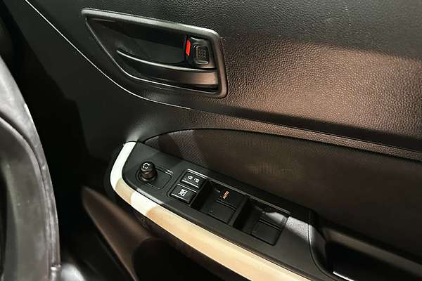 2018 Suzuki Swift GL Navigator AZ