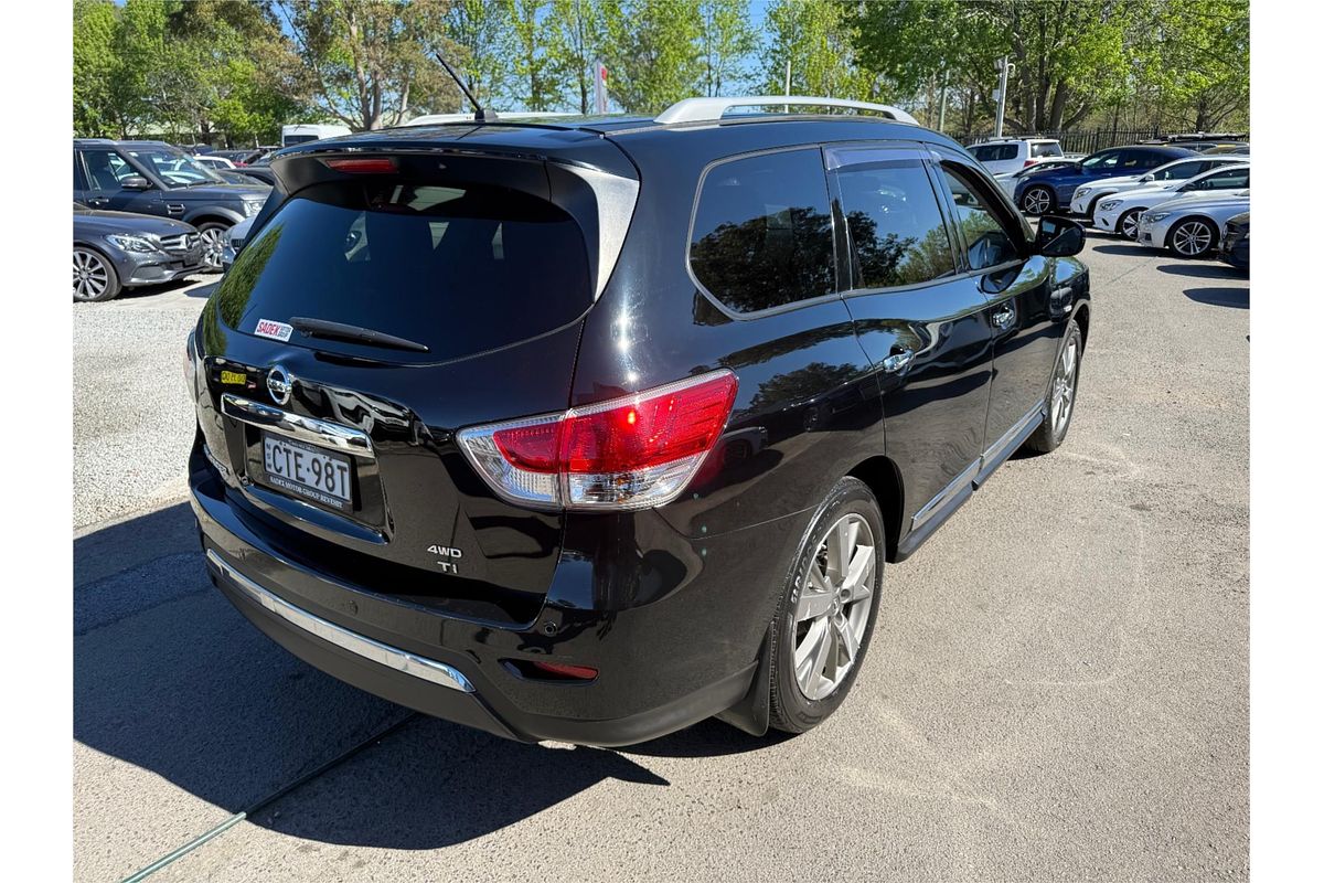 2014 Nissan Pathfinder Ti R52