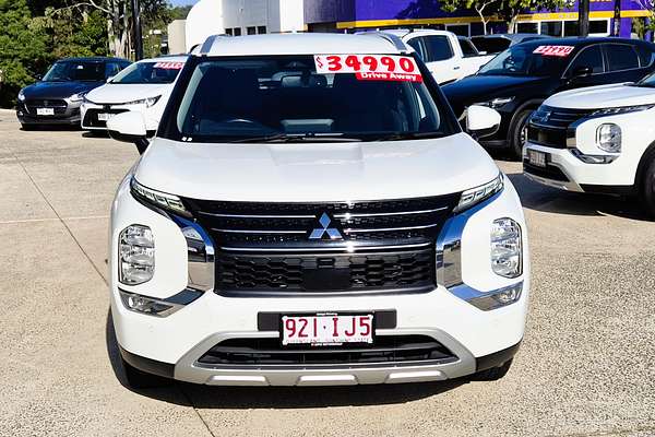 2023 Mitsubishi Outlander LS ZM