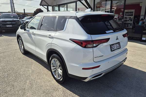 2023 Mitsubishi Outlander LS ZM