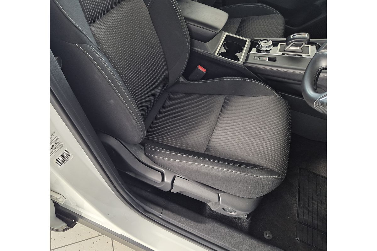 2023 Mitsubishi Outlander LS ZM