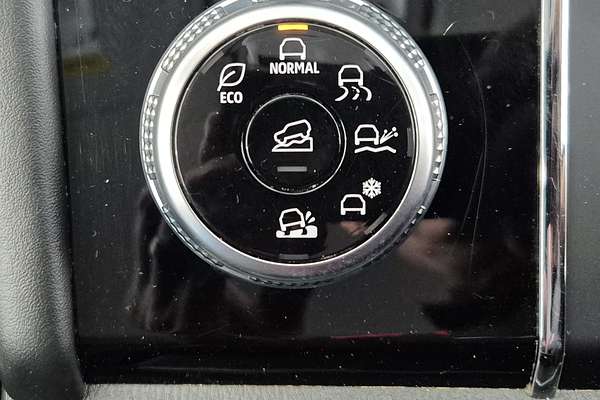 2023 Mitsubishi Outlander LS ZM