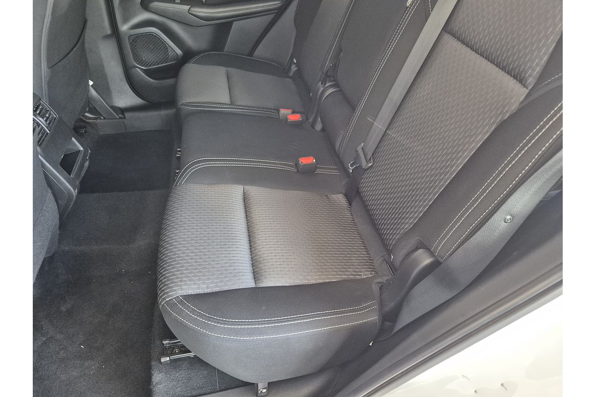 2023 Mitsubishi Outlander LS ZM