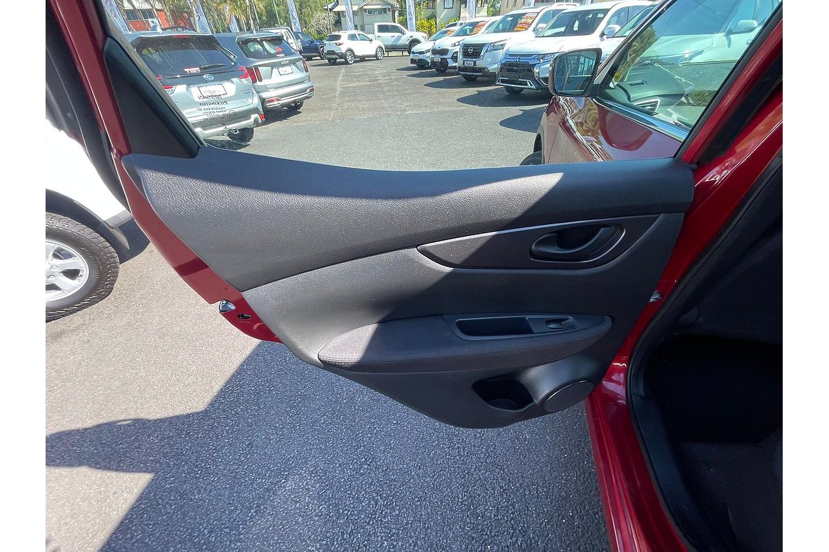2015 Nissan QASHQAI ST J11