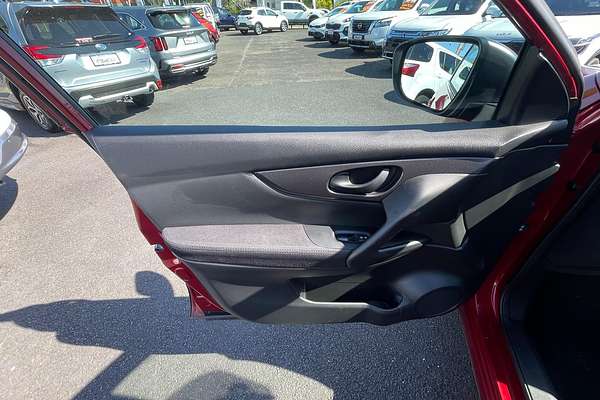 2015 Nissan QASHQAI ST J11