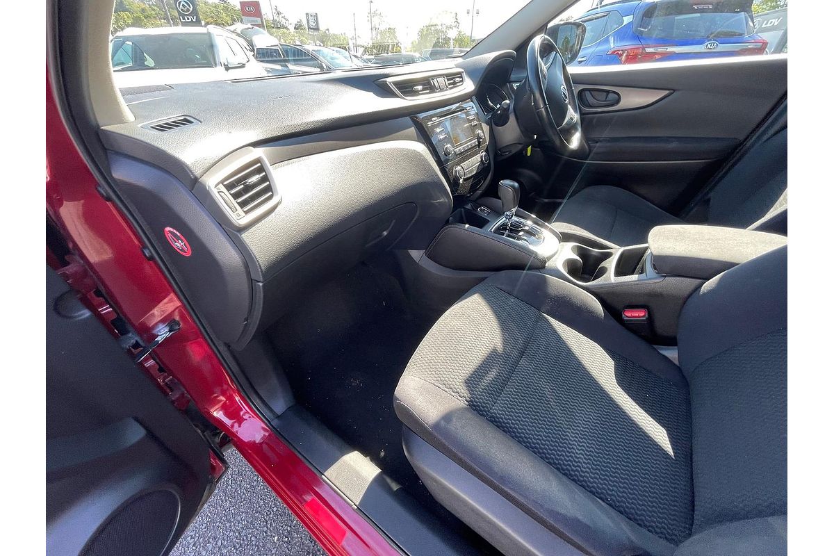 2015 Nissan QASHQAI ST J11