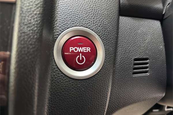2014 Honda FIT HYBRID F PKG GP5