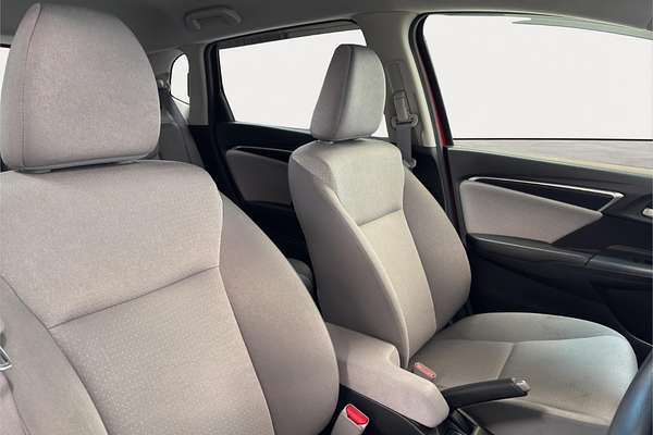 2014 Honda FIT HYBRID F PKG GP5