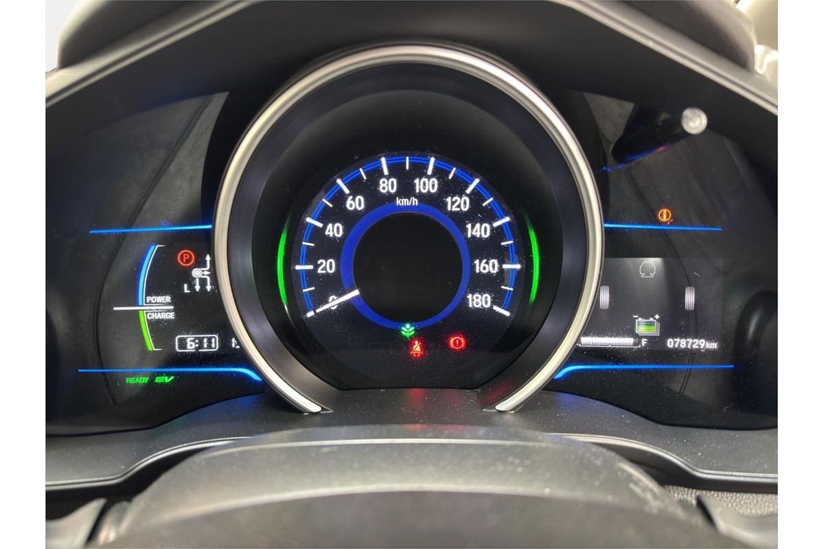 2014 Honda FIT HYBRID F PKG GP5