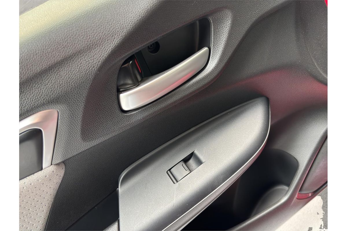 2014 Honda FIT HYBRID F PKG GP5
