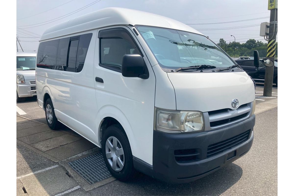 2006 Toyota Hiace