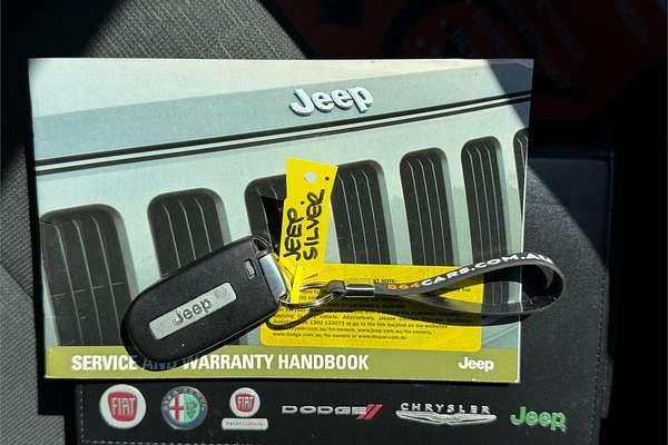 2014 Jeep GRAND CHEROKEE Laredo WK