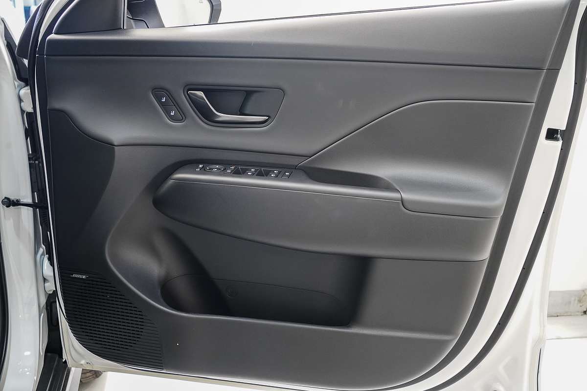 2025 Hyundai Kona Premium N Line SX2.V3