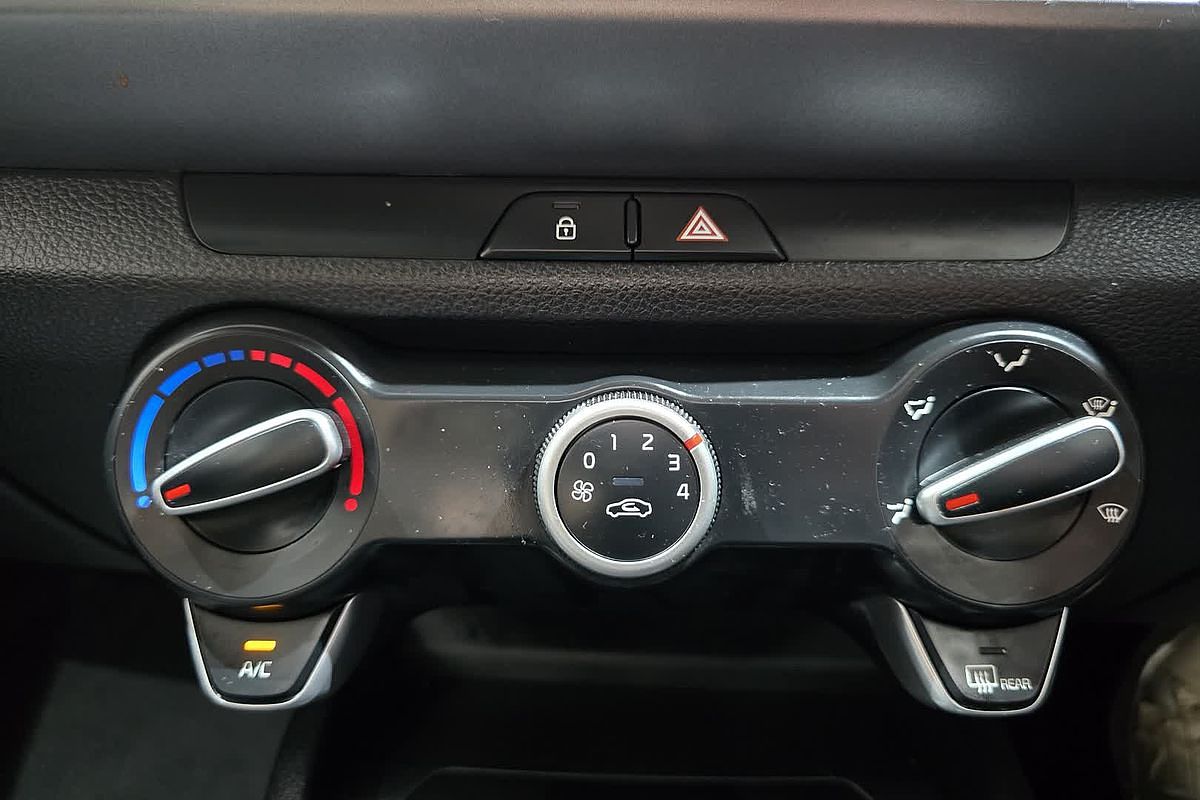 2022 Kia Stonic S YB