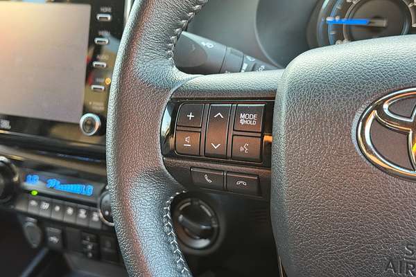 2024 Toyota Hilux Rogue 48V GUN126R 4X4