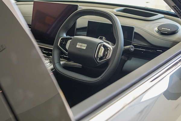 2025 Geely Starray EM-i Inspire P145