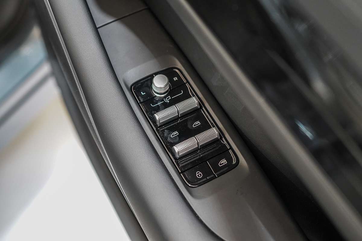 2025 Geely Starray EM-i Inspire P145