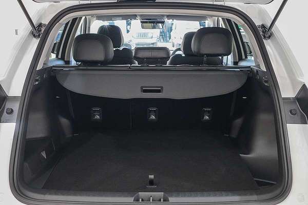 2025 Geely Starray EM-i Complete P145