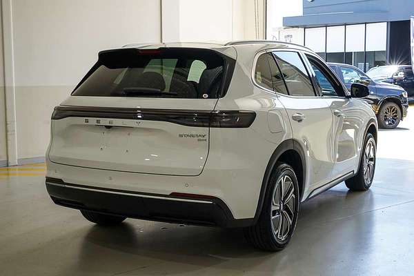 2025 Geely Starray EM-i Complete P145