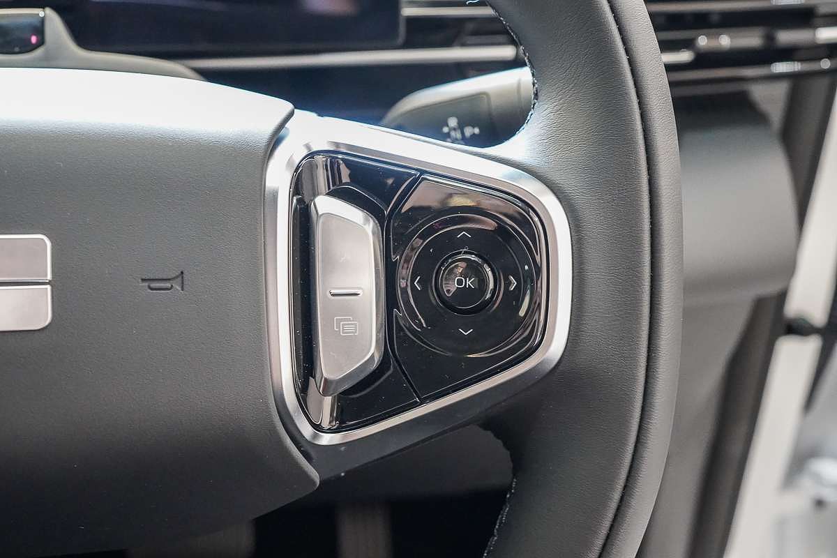 2025 Geely Starray EM-i Complete P145