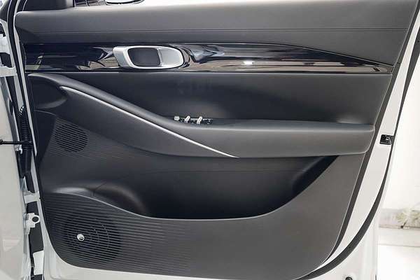 2025 Geely Starray EM-i Complete P145