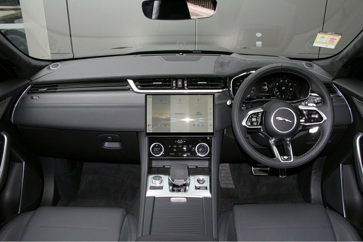 2025 Jaguar F-PACE SVR 575 Ultimate Edition X761
