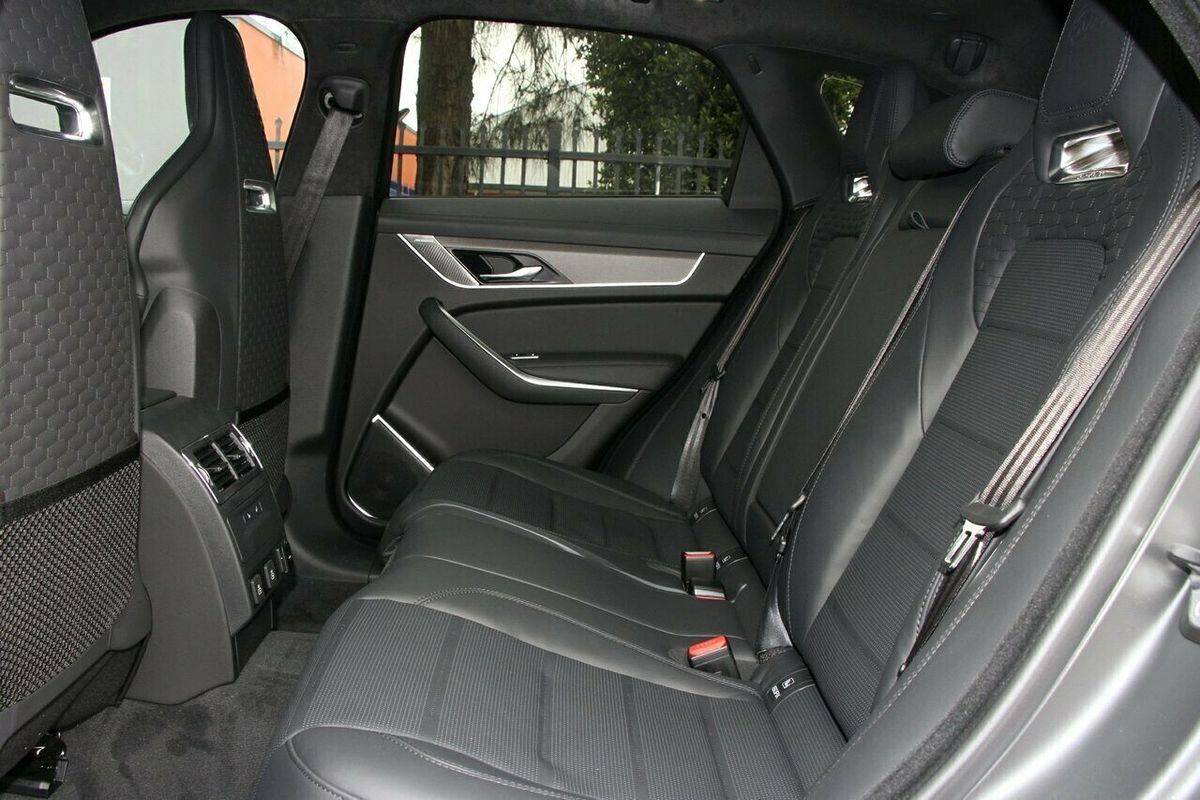 2025 Jaguar F-PACE SVR 575 Ultimate Edition X761