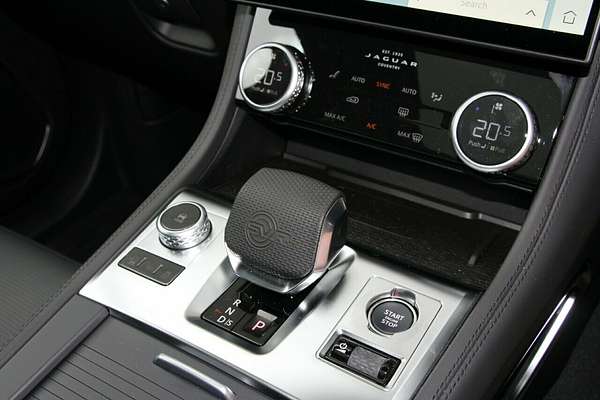 2025 Jaguar F-PACE SVR 575 Ultimate Edition X761