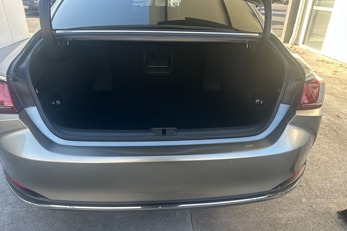 2019 Lexus ES ES300h Luxury AXZH10R