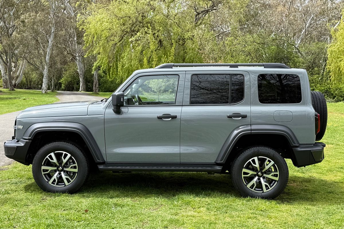 2025 GWM Tank 300 4X4