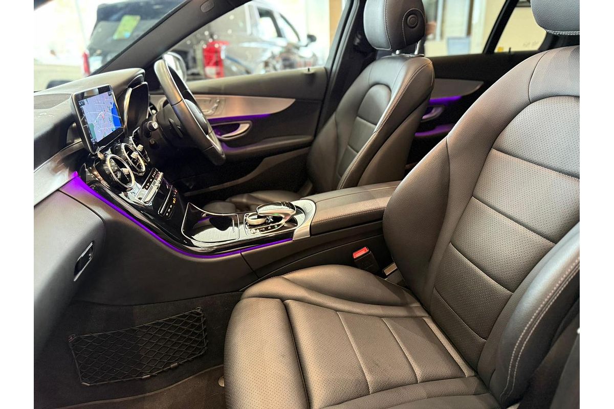 2020 Mercedes-Benz C-Class C200 W205